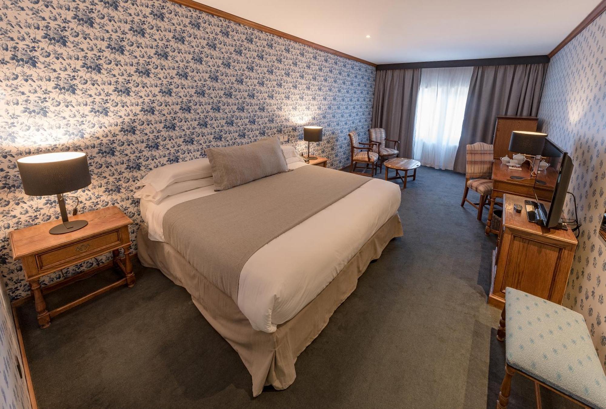 Junior Suite Canal View