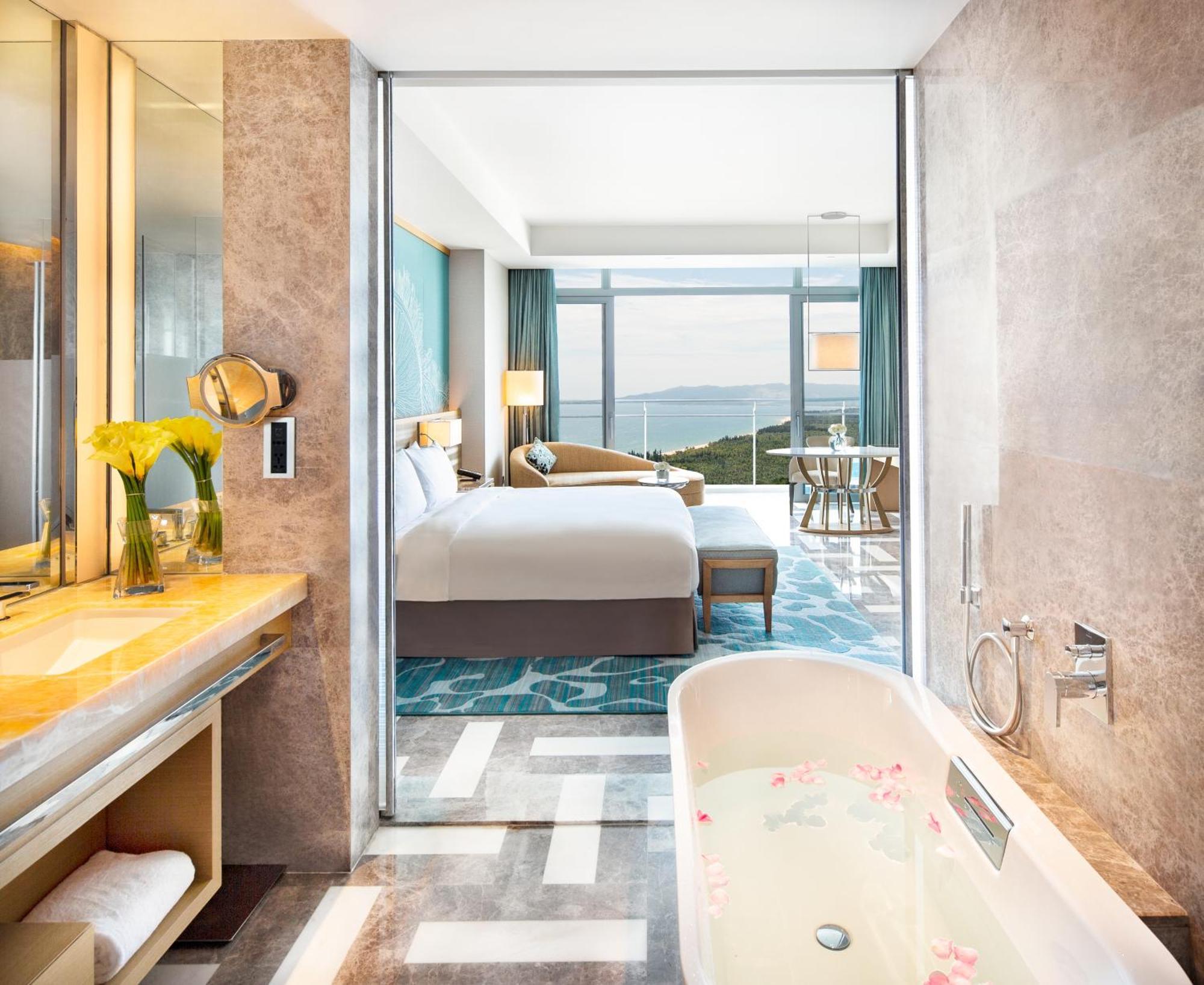 Deluxe Ocean View King RoomUnlimited entry to the Water park & Lost Chambers during the