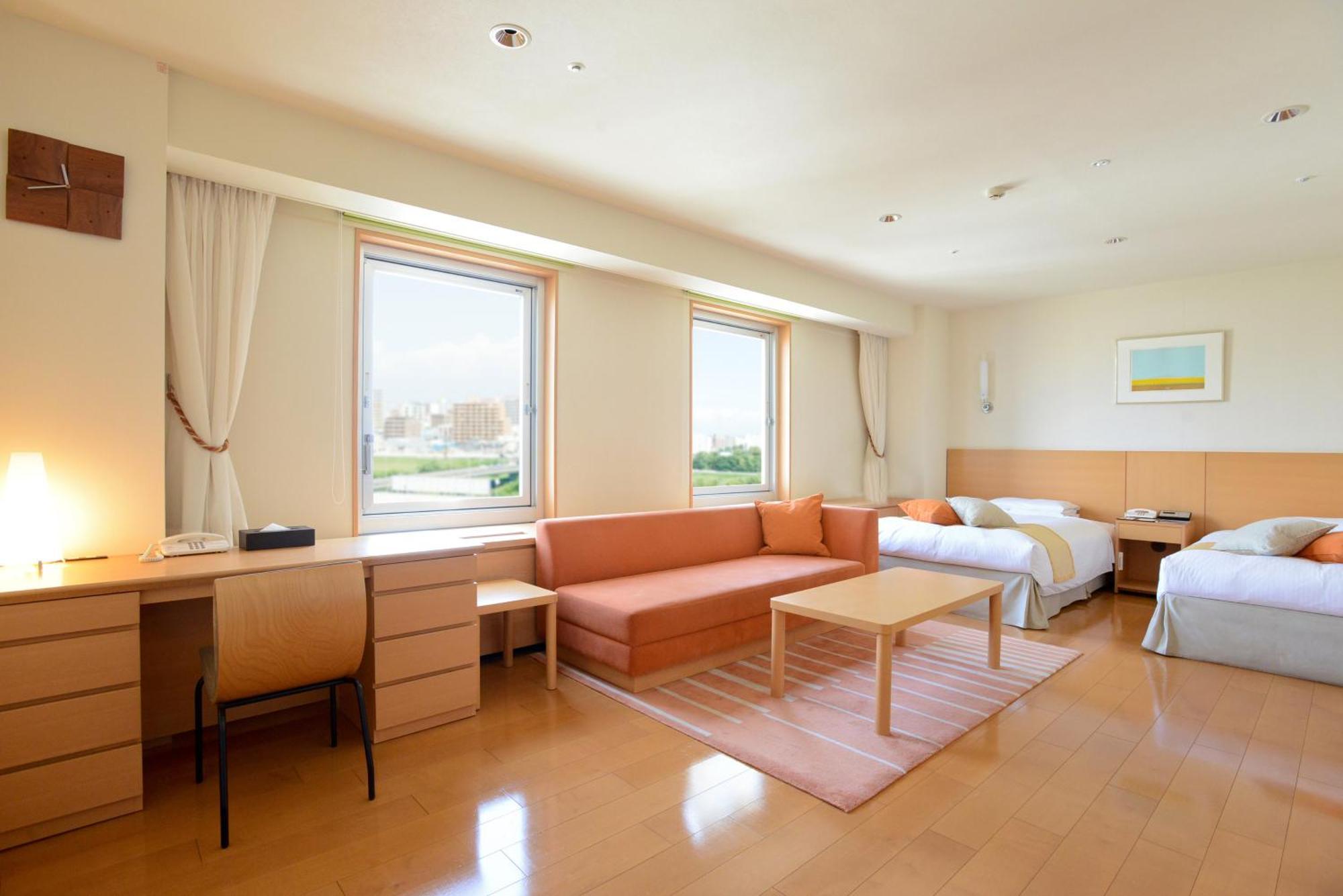 Executive Floor Family Room with City View (2 Adults) - Non-Smoking