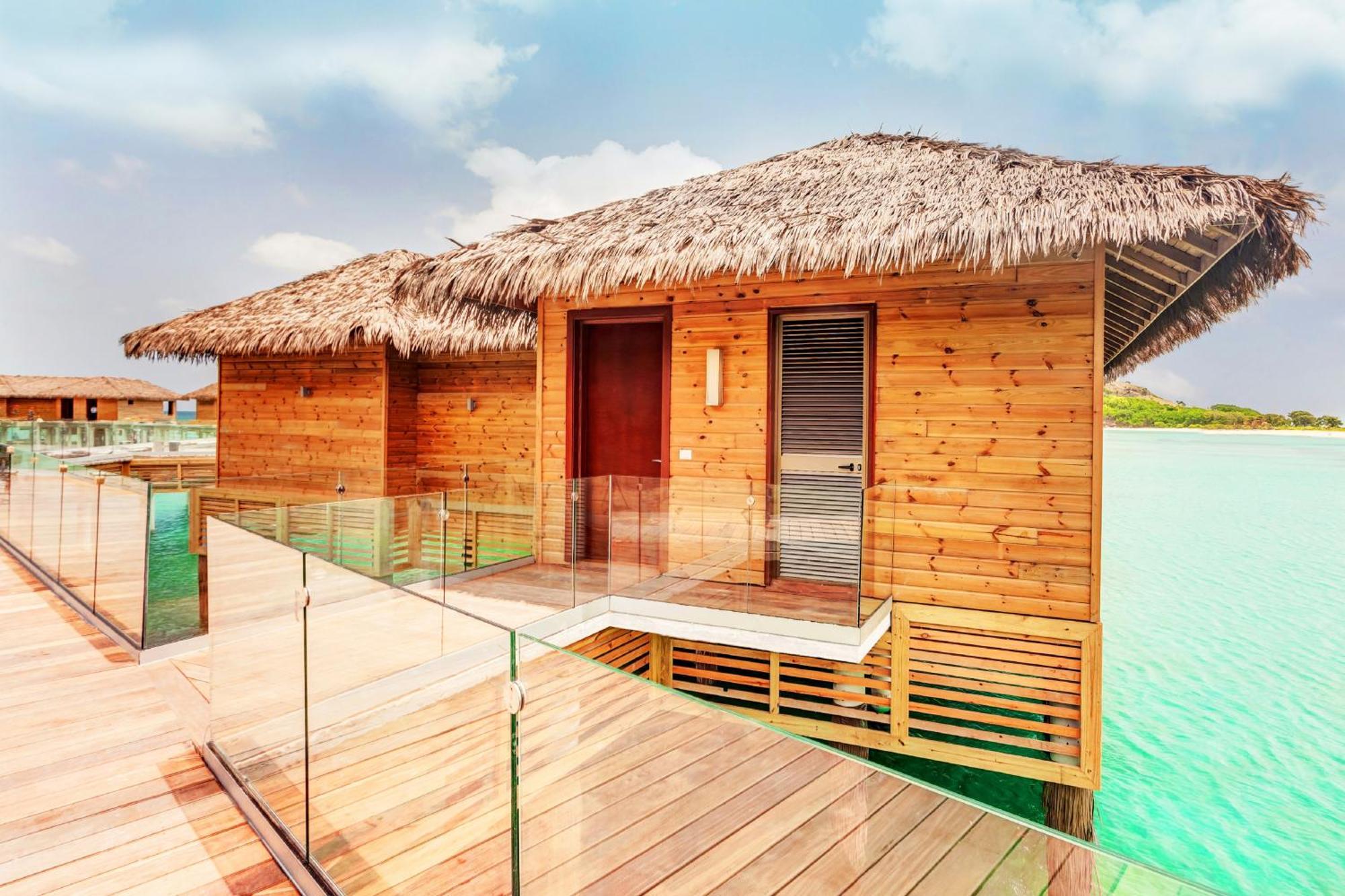 Chairman Overwater Bungalows Diamond Club