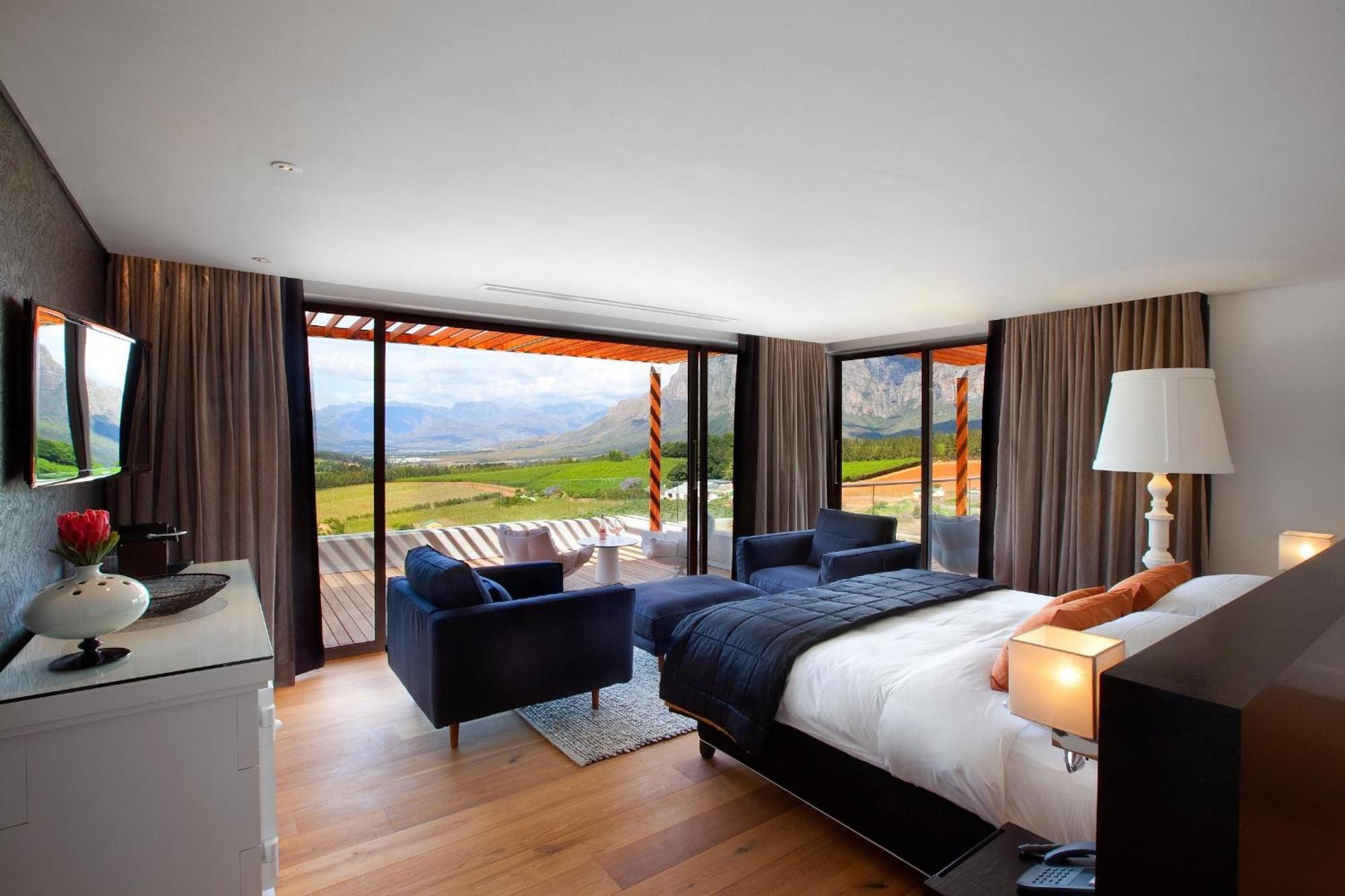 Superior Room with Jacuzzi