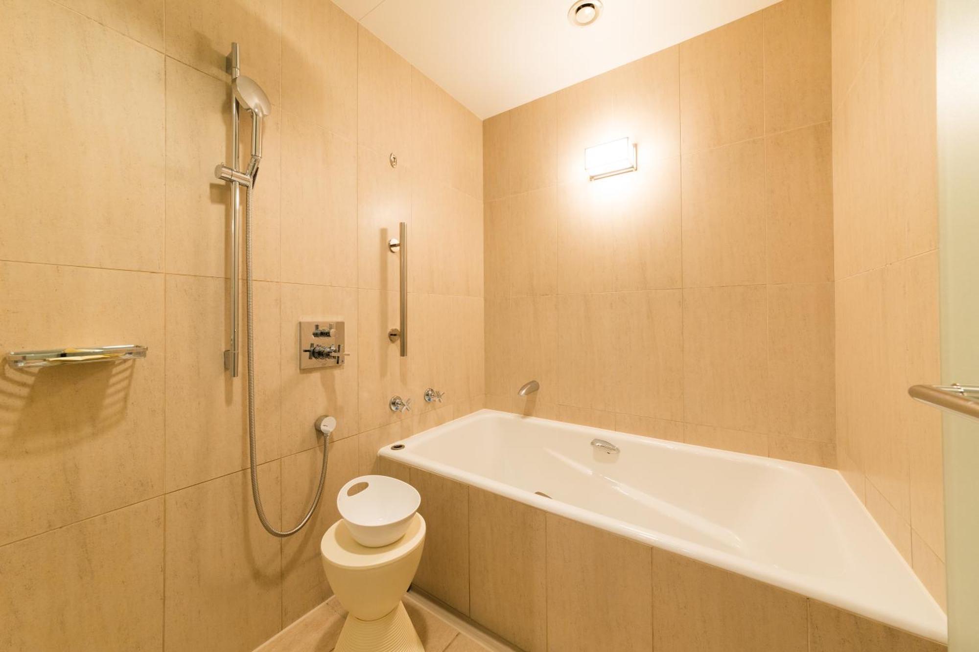 Oriental Twin Room City Side