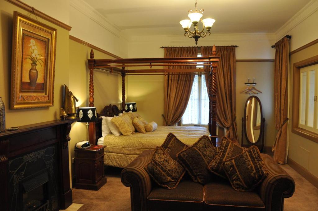 King Suite Spa Bath