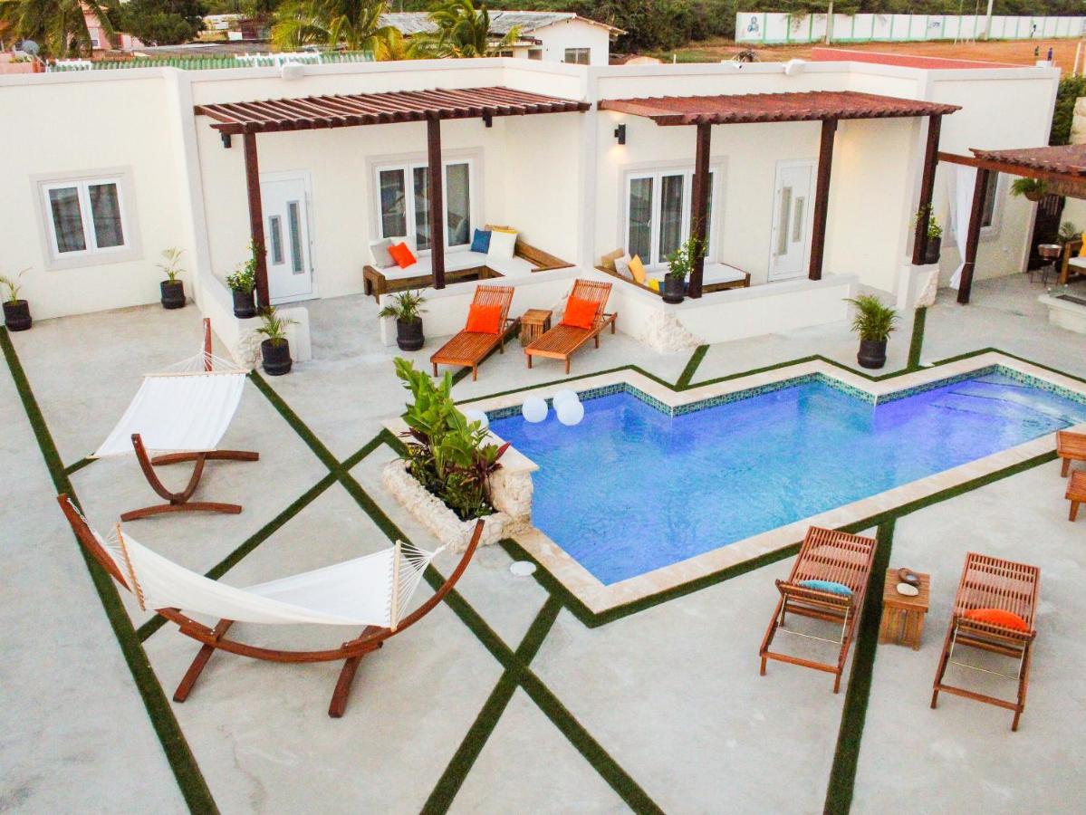 Queen Suite with Pool View