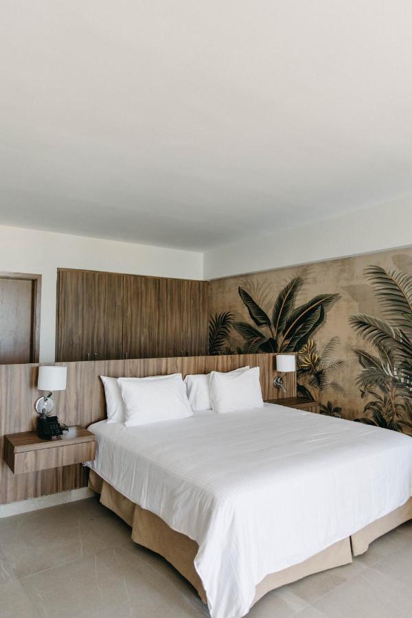 Deluxe King Room,1522730443:JPEG