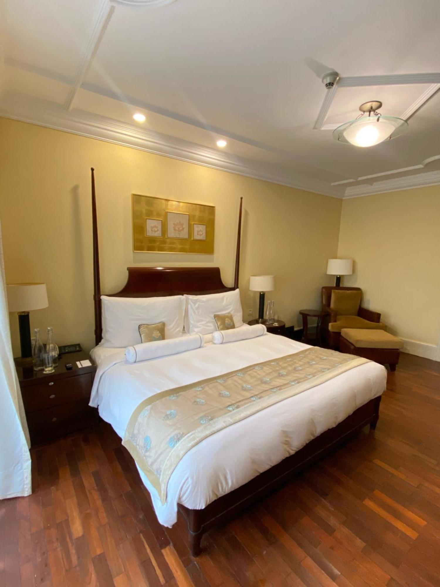 Superior King Bed Room