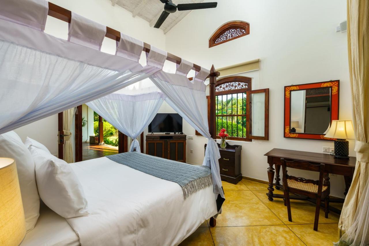 Family Room with Garden View,1475689993:JPEG