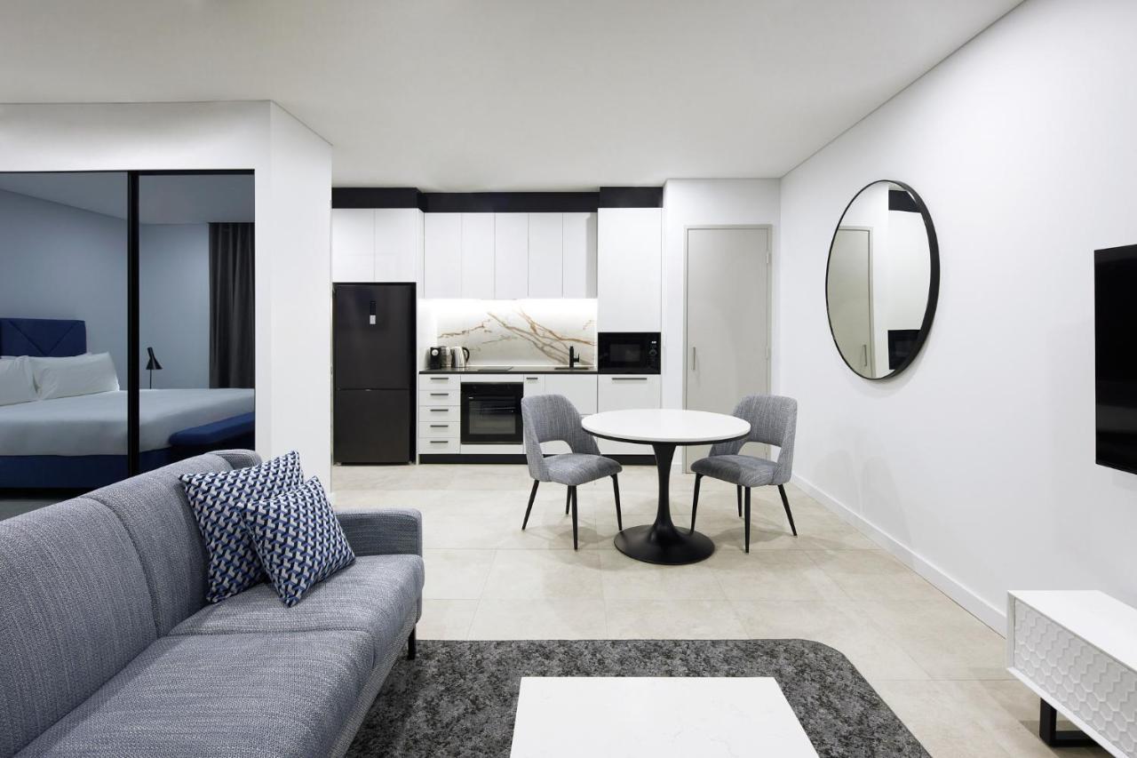 Studio Suite,1528898542:JPEG