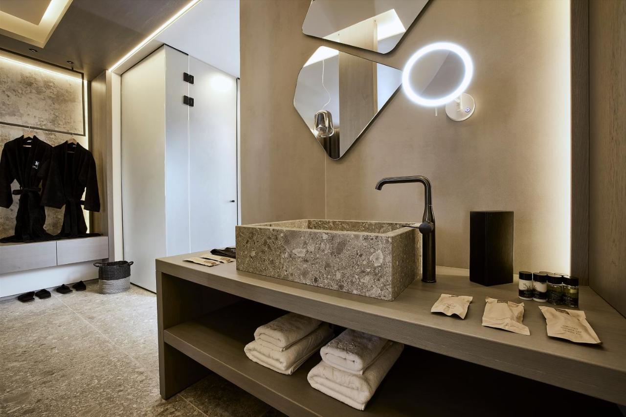 Deluxe Suite Sea View & Infinity Private Pool,1480256045:JPEG