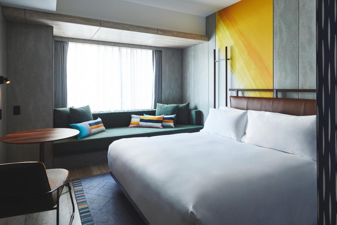 Premium King Room