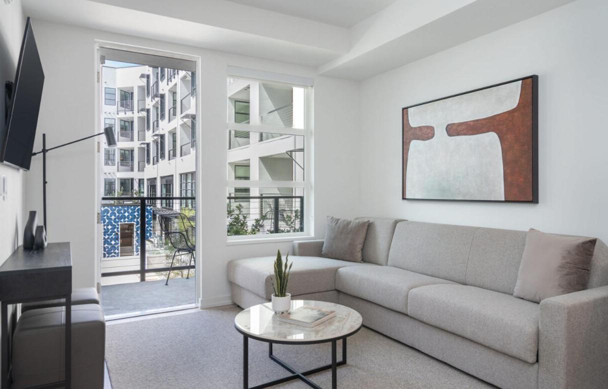 One Bedroom Suite,1483434644:JPEG