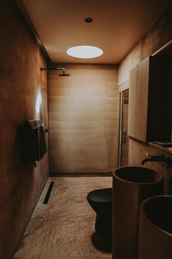 Deluxe King Studio