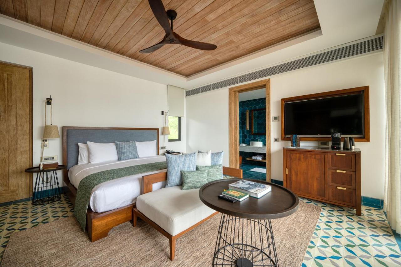 Bay View Room,1487764225:JPEG