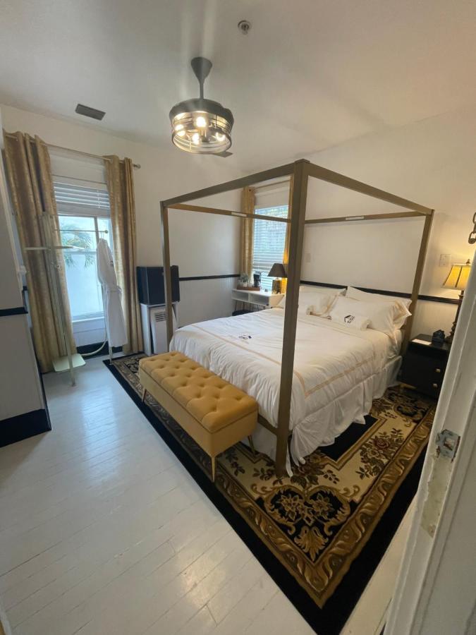 Queen Suite