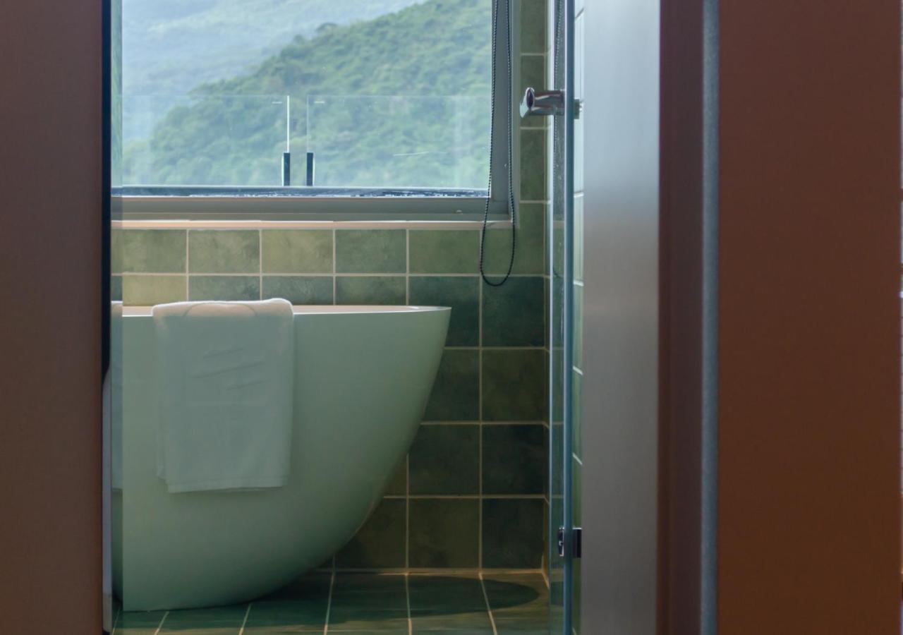 Quadruple Room with Mountain View