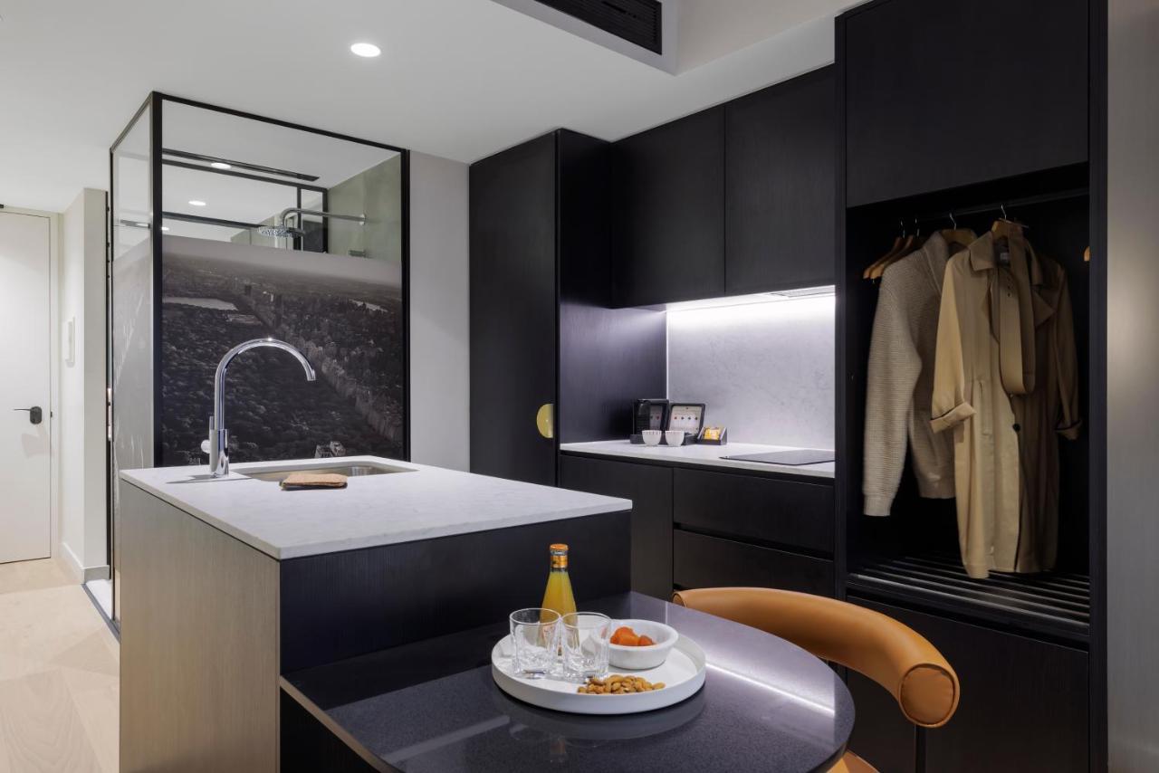 Superior Veriu Suite