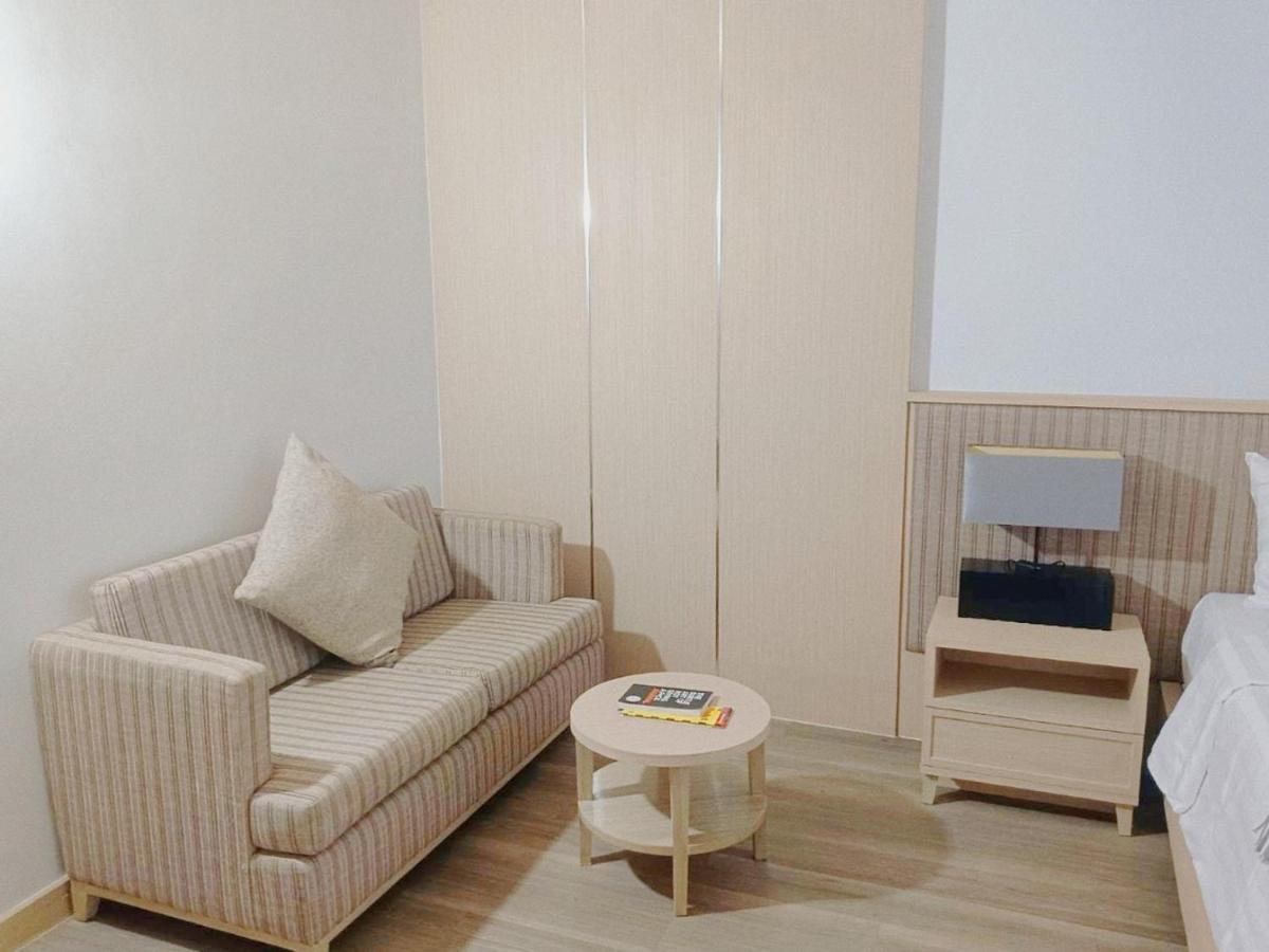 Chambre Lits Jumeaux - Vue sur Piscine