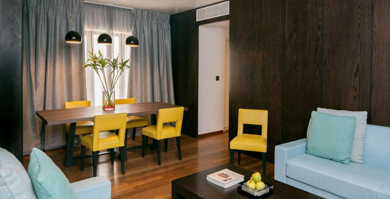 Queen Suite