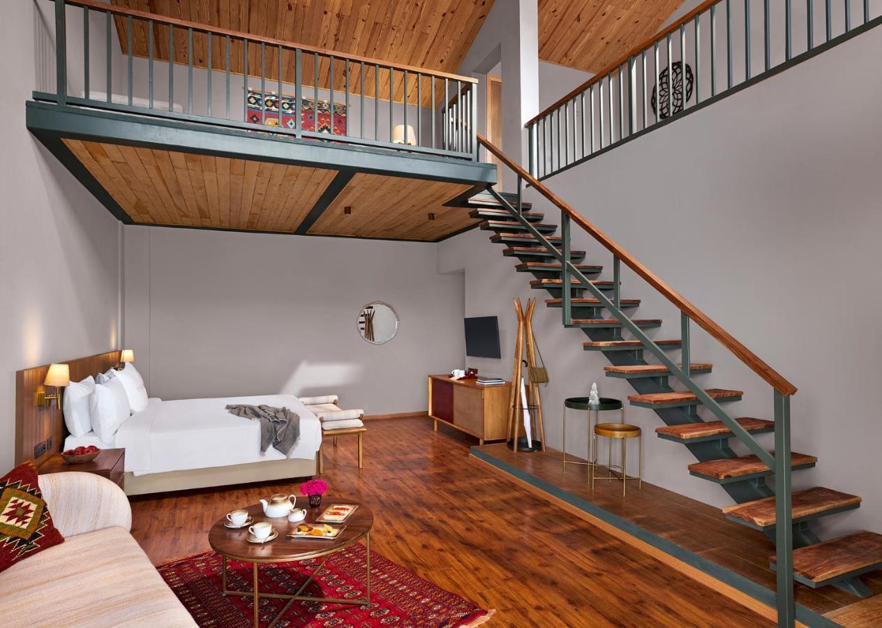 Deluxe Suite,1497427222:JPEG