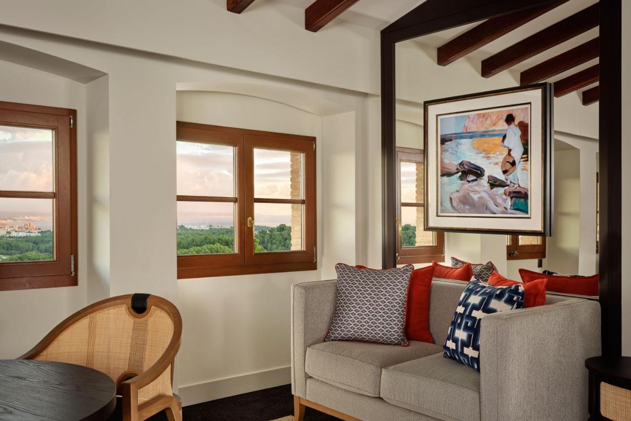 Deluxe Double Room with View,1498471765:JPEG