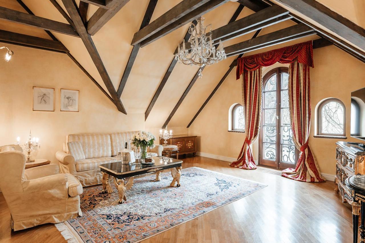 Royal Suite