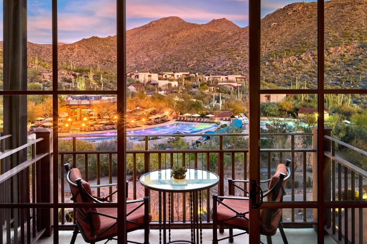 Guest room 1 King Canyon View Balcony