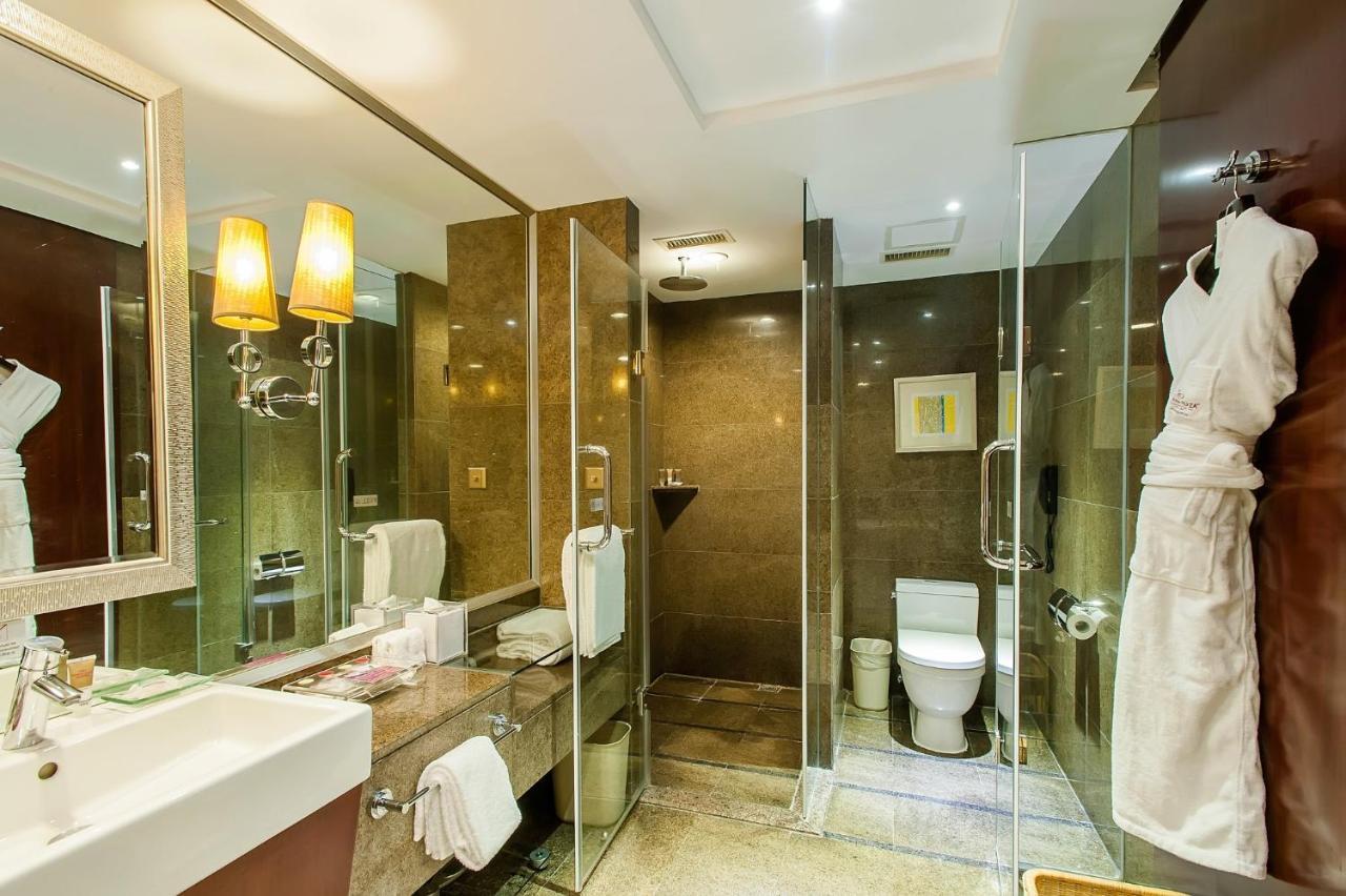 Standard Twin Room - Lounge Access,1498673146:JPEG