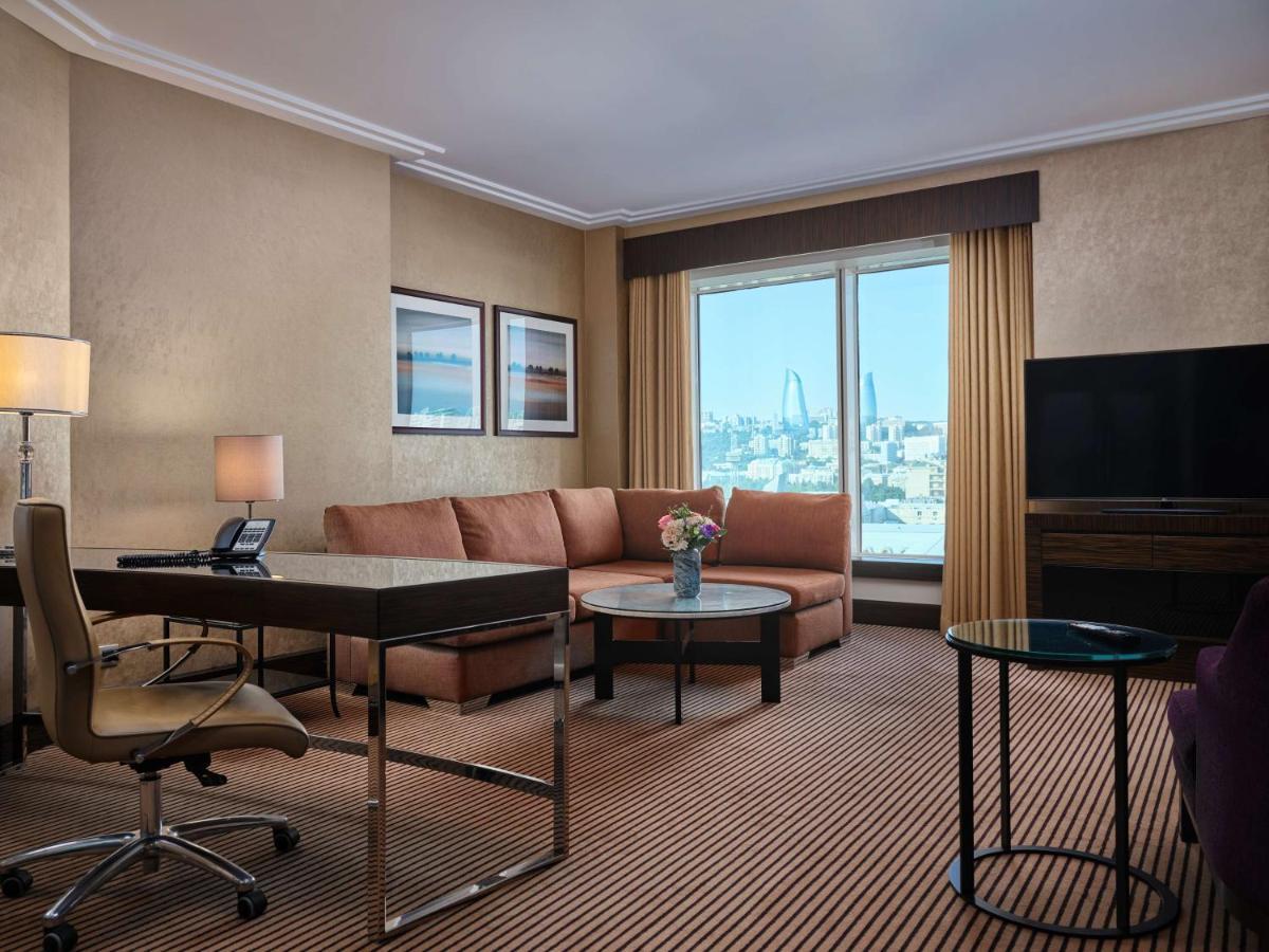 Deluxe Zimmer mit Kingsize-Bett mit Meerblick