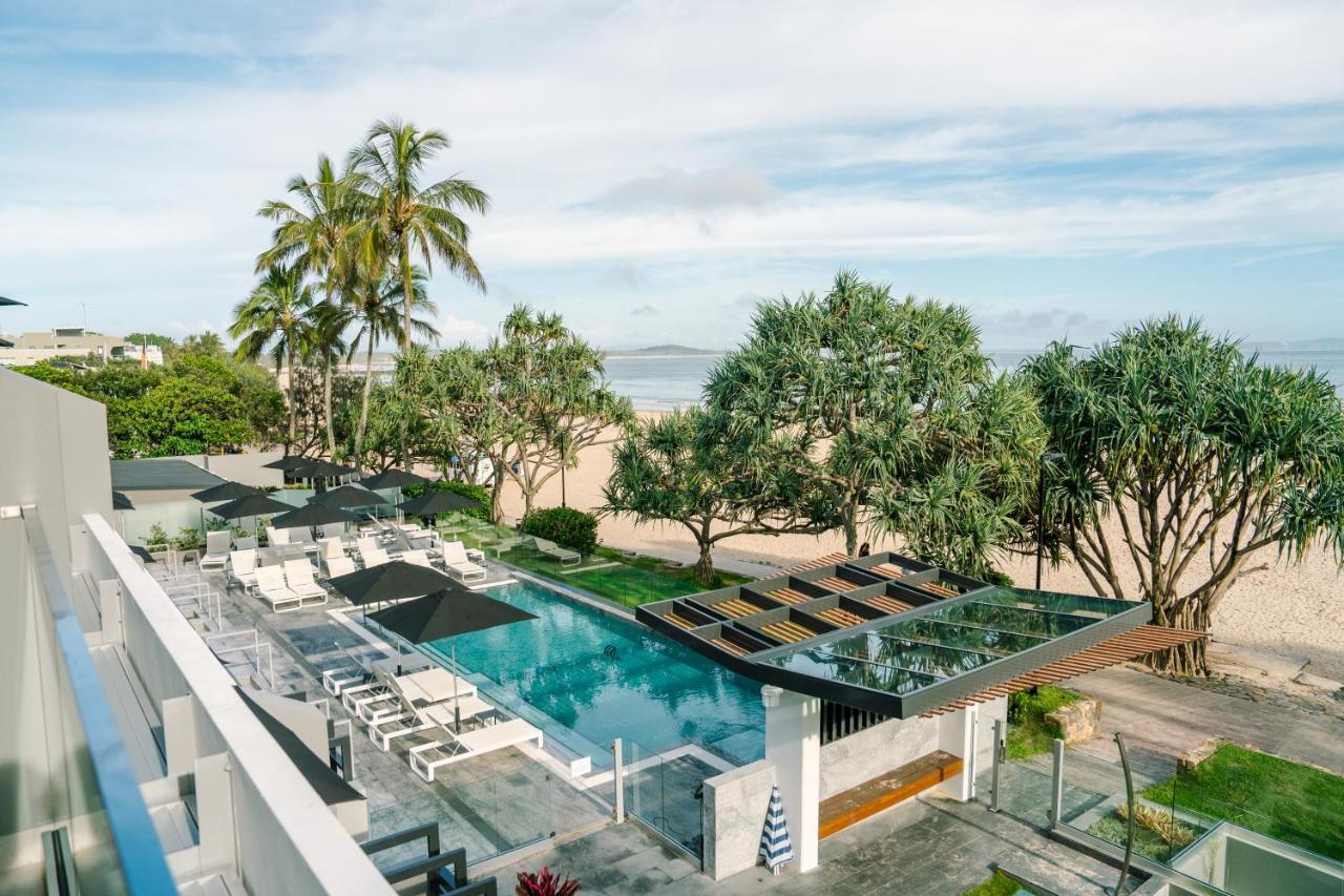 One Bedroom Beachfront Rooftop Terrace Apartment