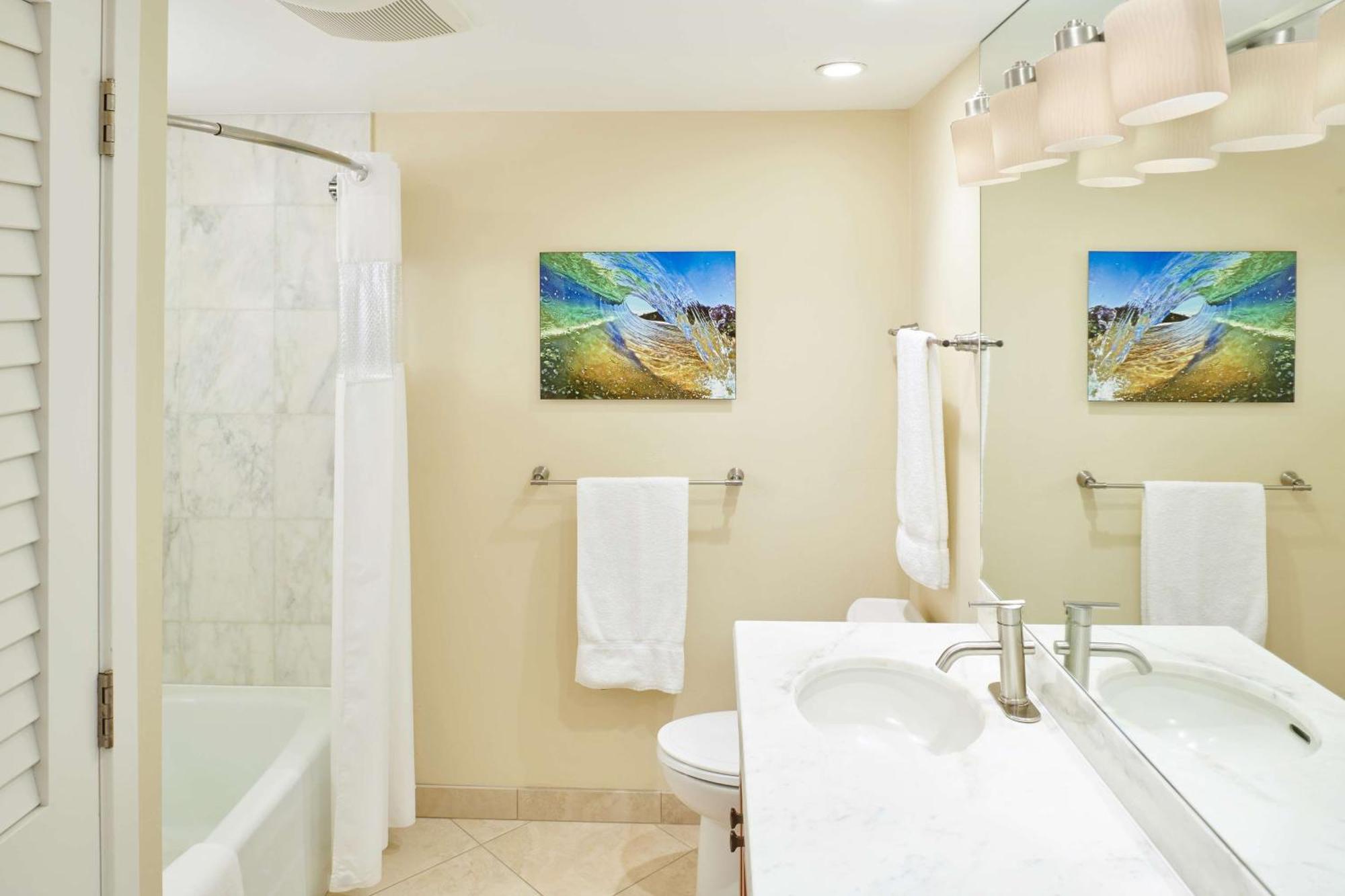 1-Bedroom 2-Bath Ocean View Premium