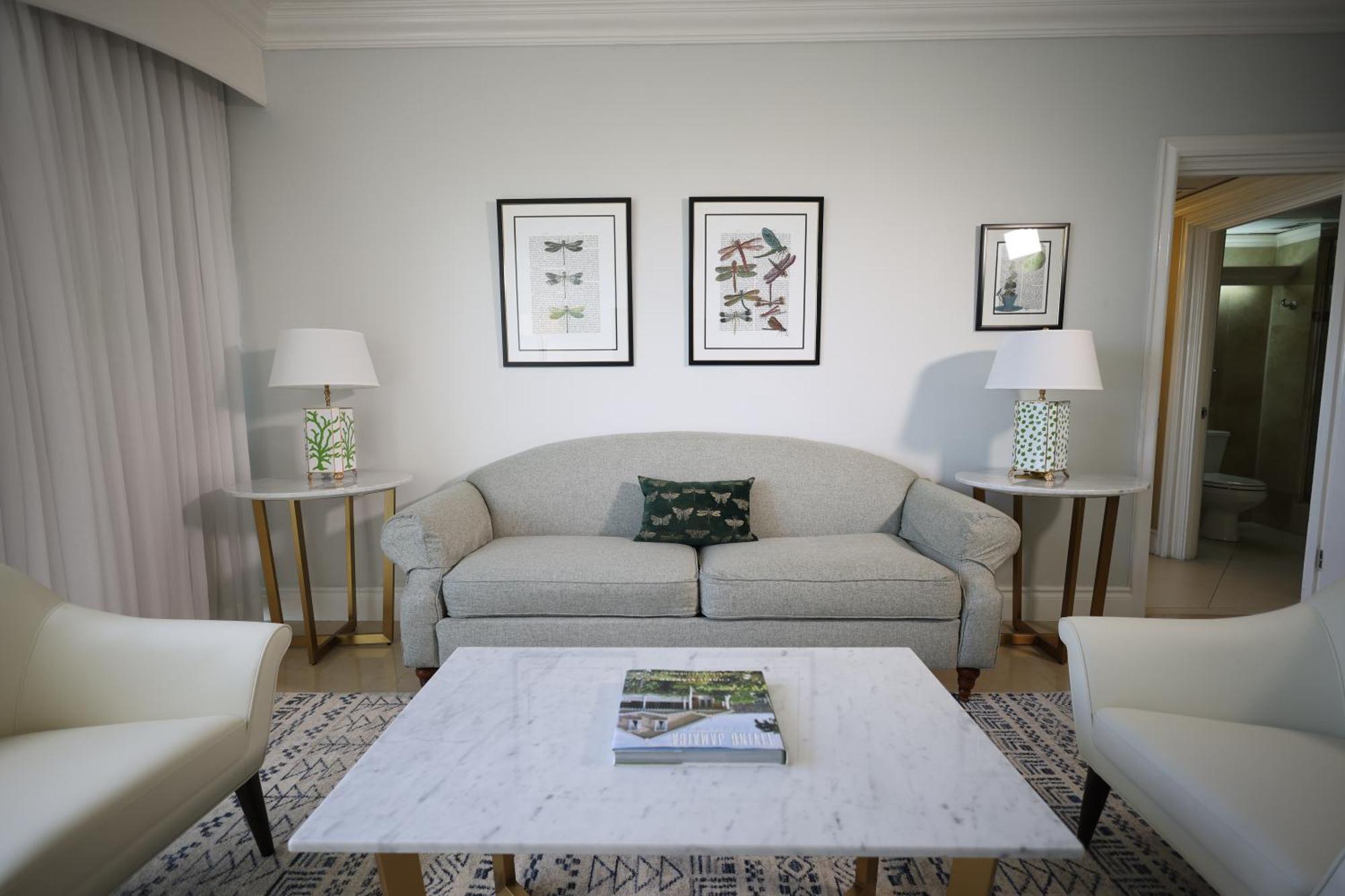One-Bedroom King Suite with Sofa Bed,1499374363:JPEG