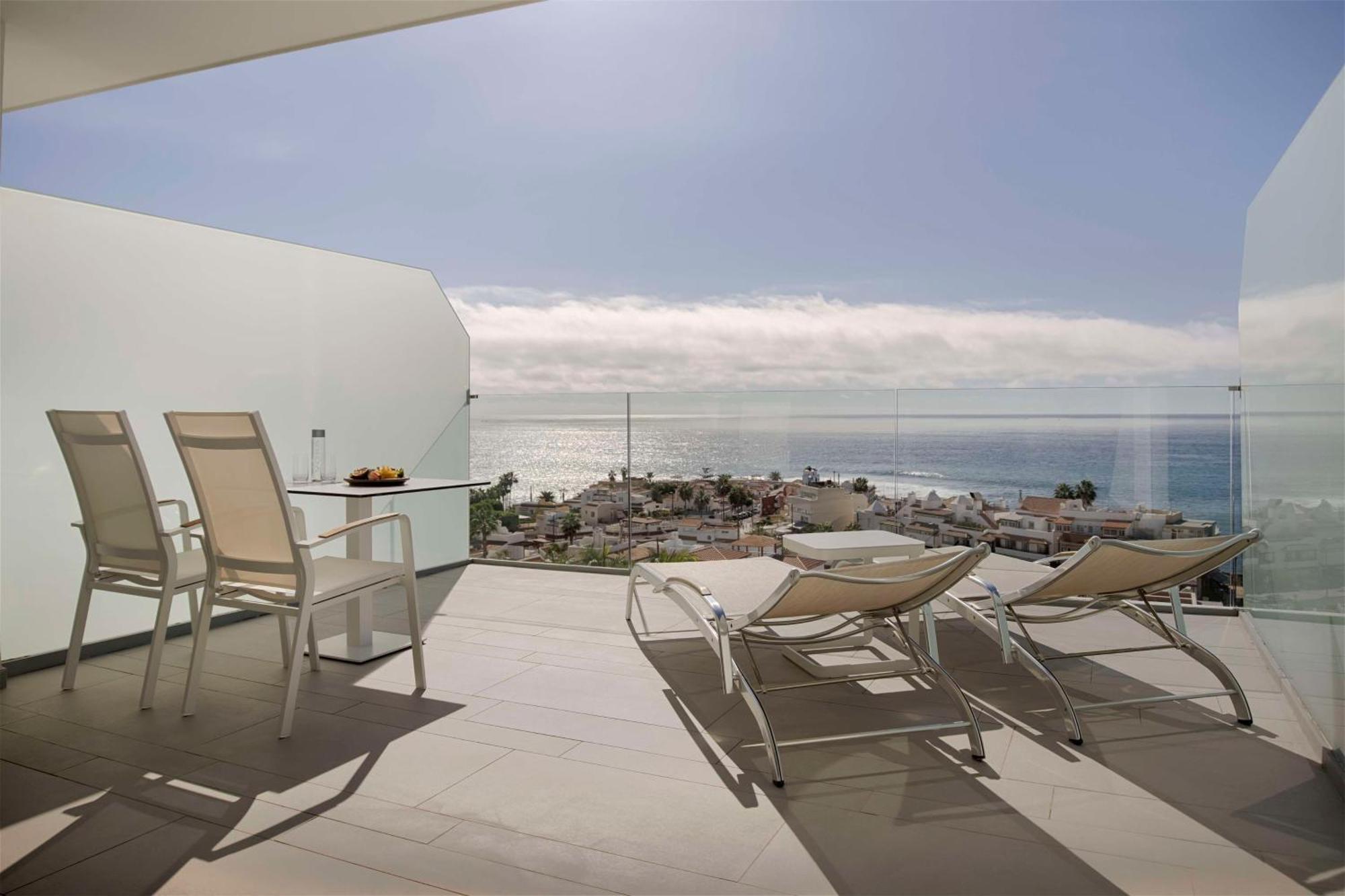 Junior Suite with Panoramic Sea View,1499392627:JPEG