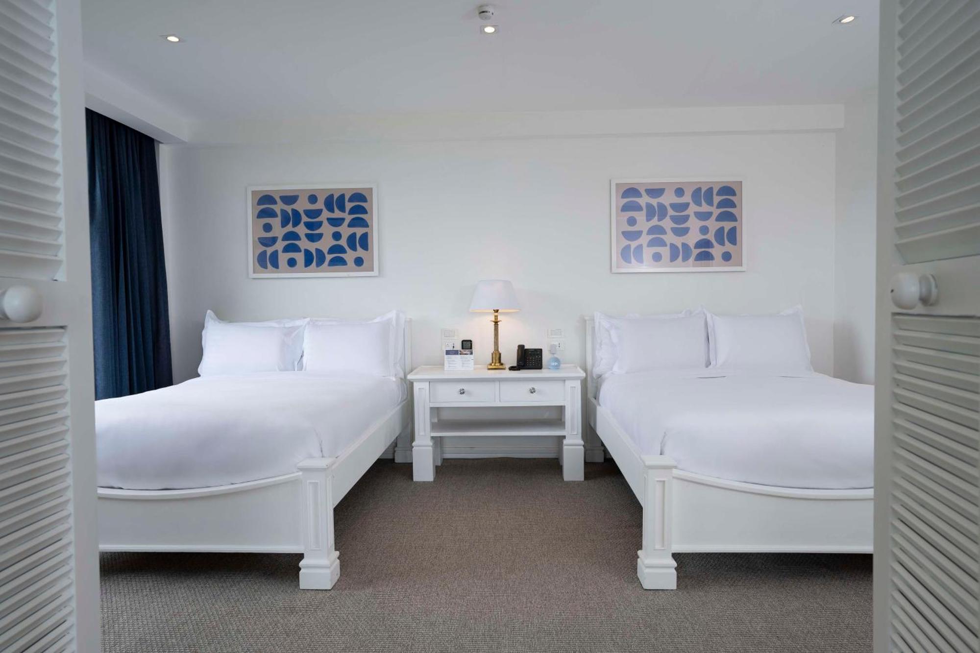 Villa Two Queen Beds
