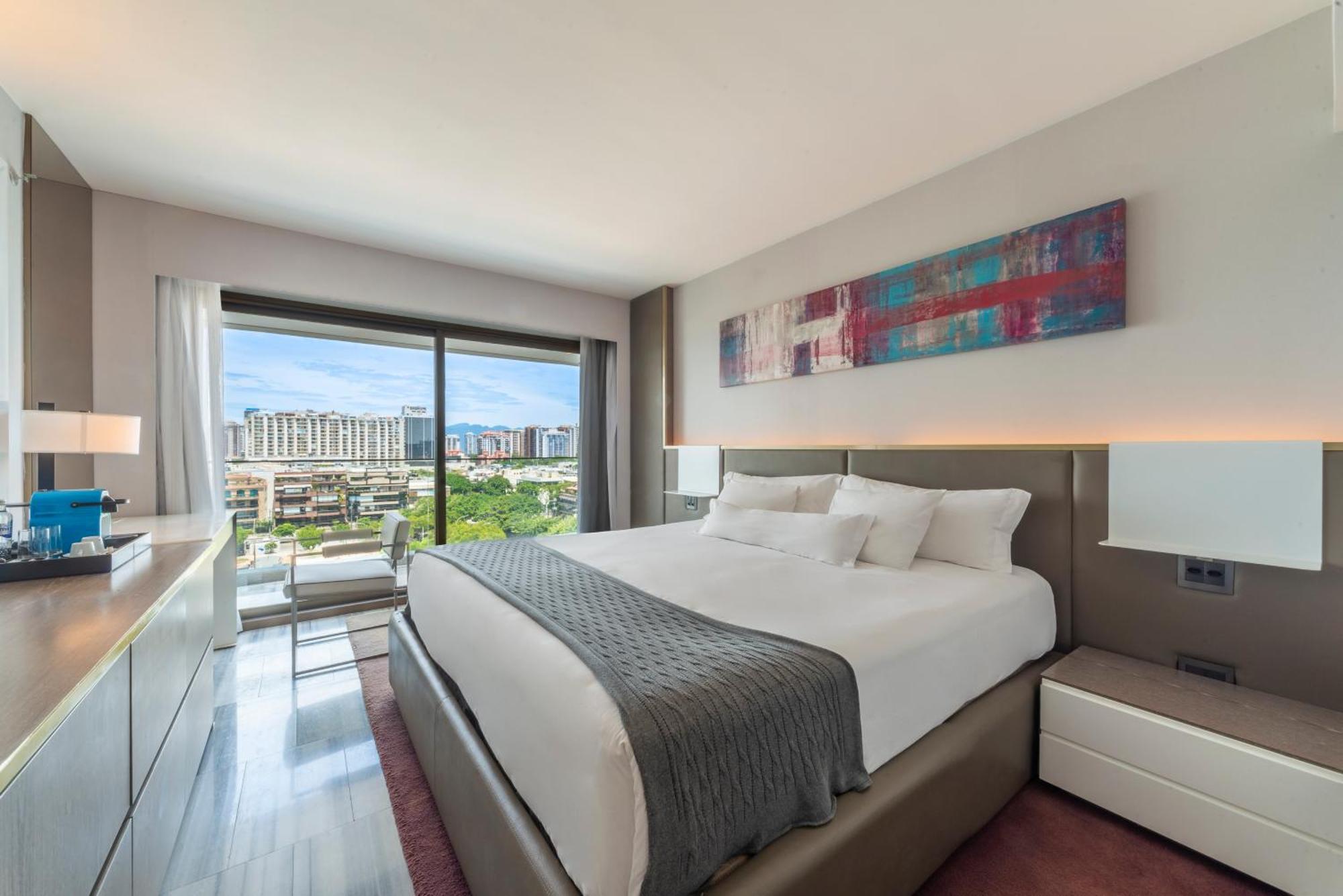 King Room with Side Sea View,1519423207:JPEG