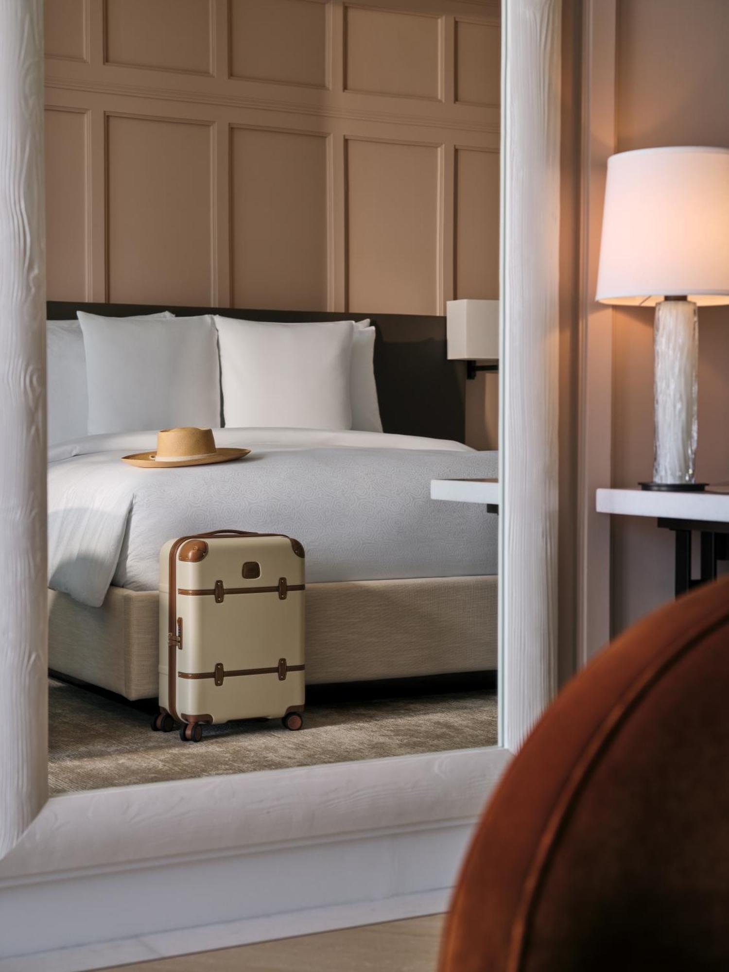 Sunrise Room with Double Upgrade and 25% Discount on all Food and Beverage Outlets, Book 60 mins DIOR SPA treatments get upgraded to 90 mins (for stays till 31st August 2026),1515295411:JPEG