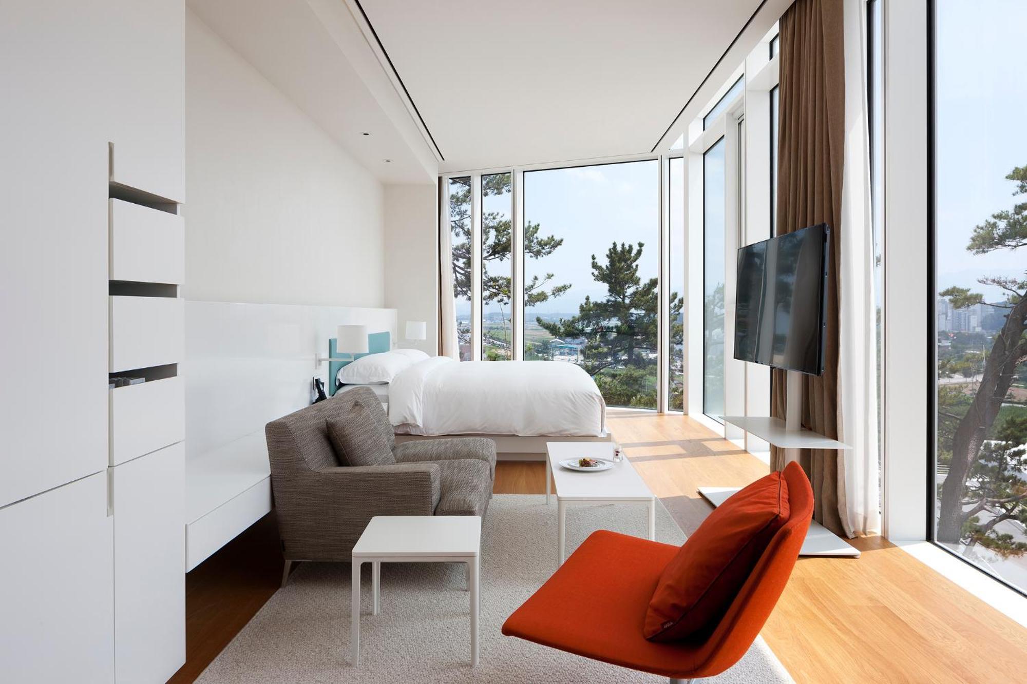 Studio King Mountain View (Swimming pool + Sauna for 2)