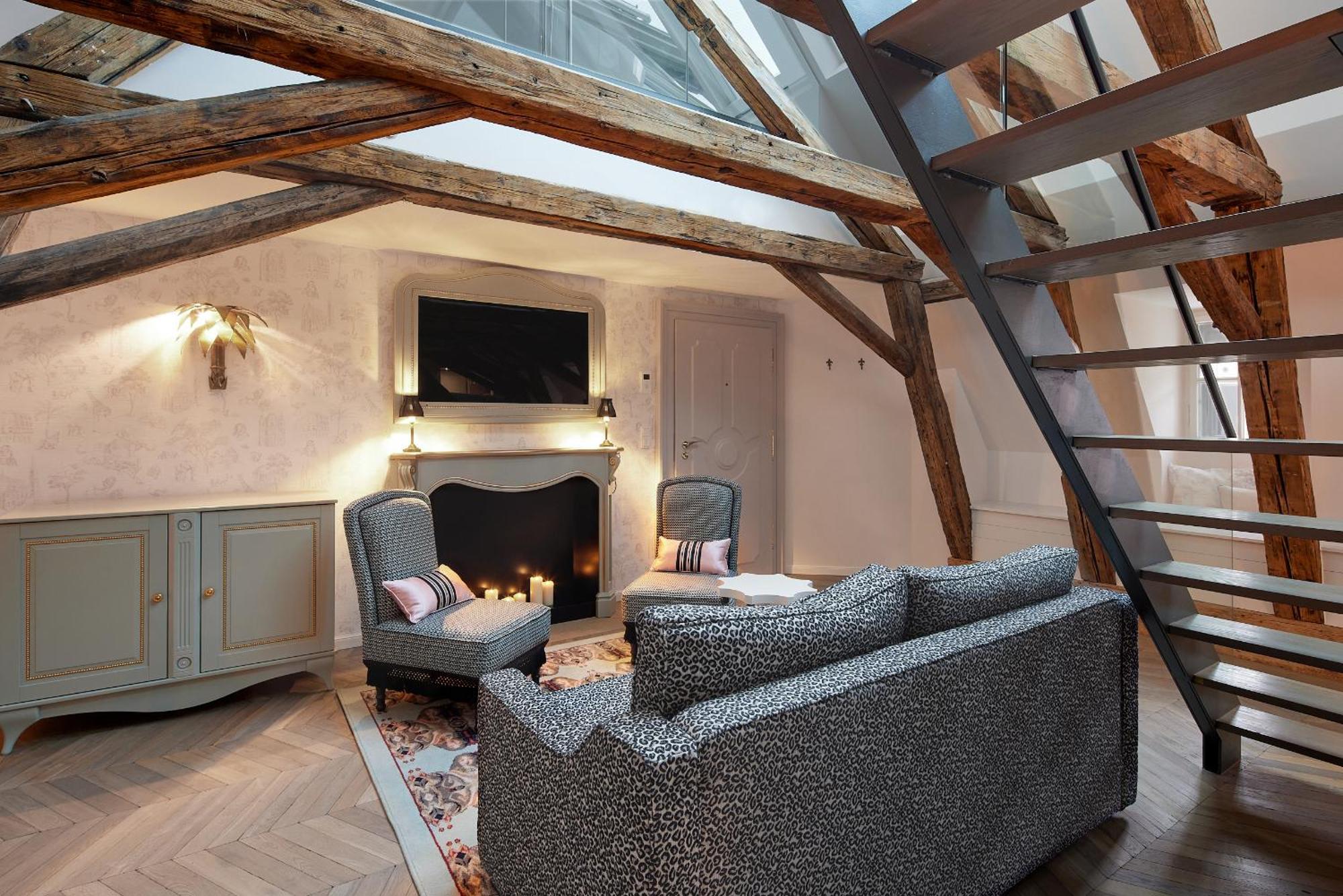 Leopold Suite