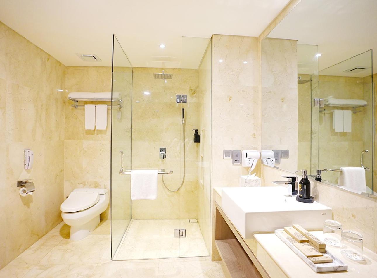 Deluxe Double or Twin Room with Balcony,1597096069:JPEG
