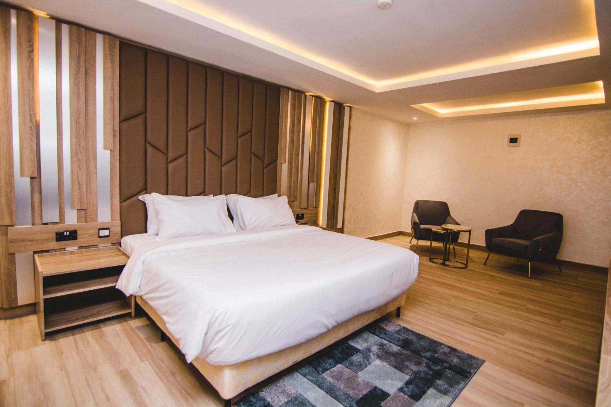 Superior Suite