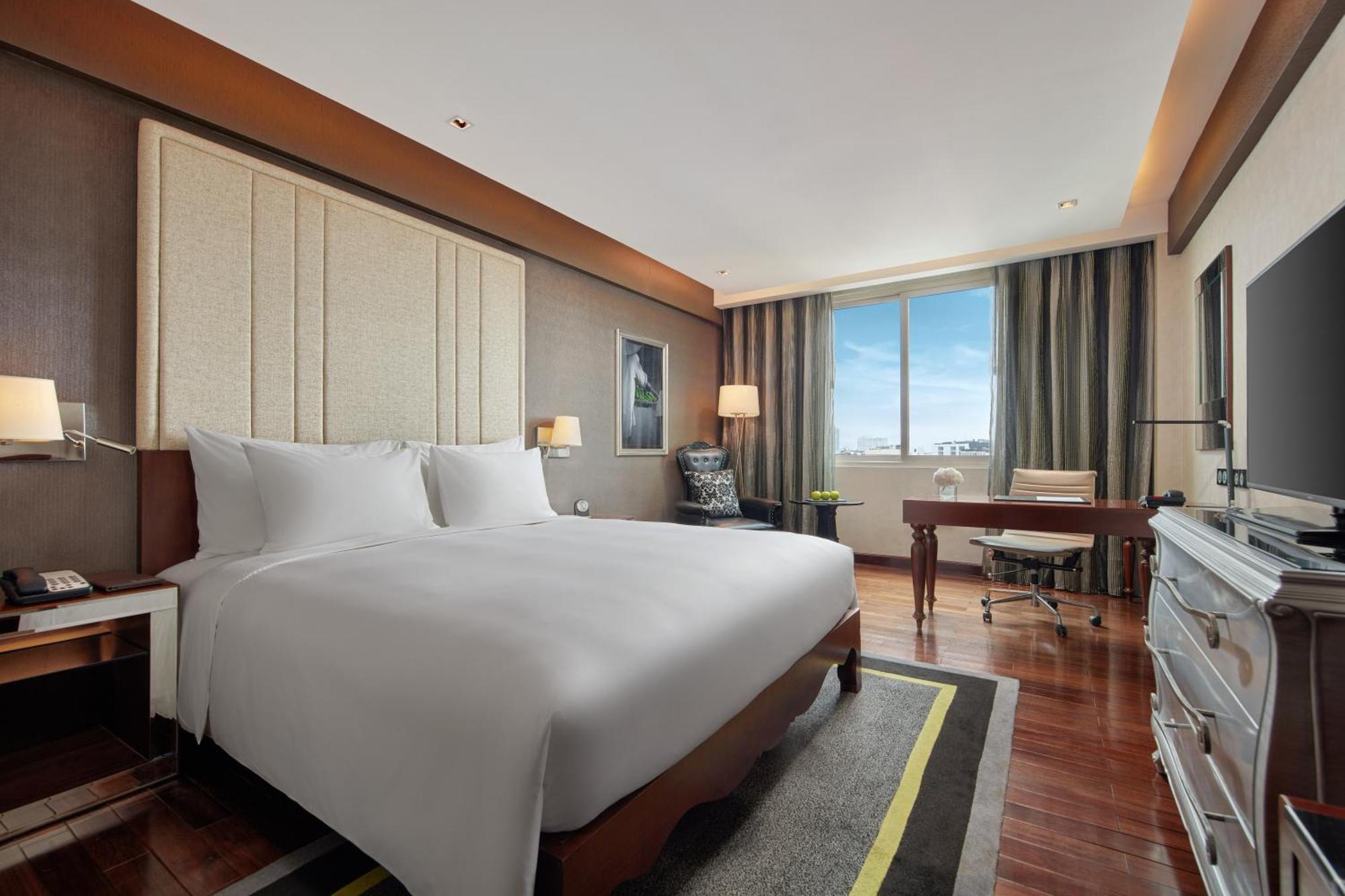 Classic King Room - Complimentary daily chocolate hour 5-6pm,1674696614:JPEG