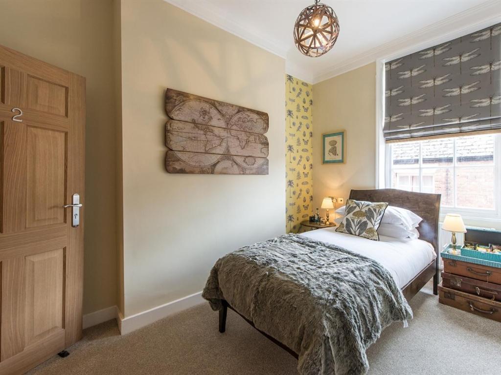 Single Room with Shower