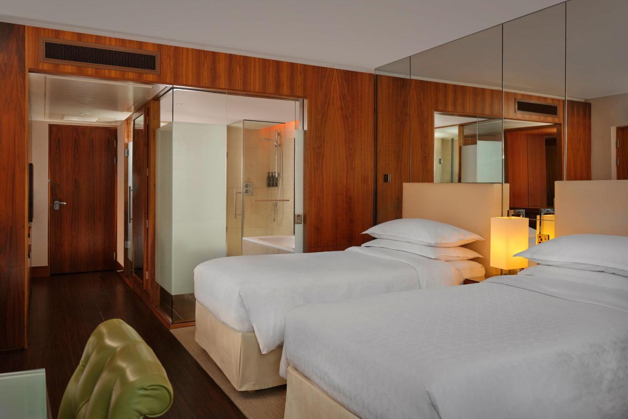 Chambre Club Château avec 2 Lits Jumeaux - Accès au Salon Club