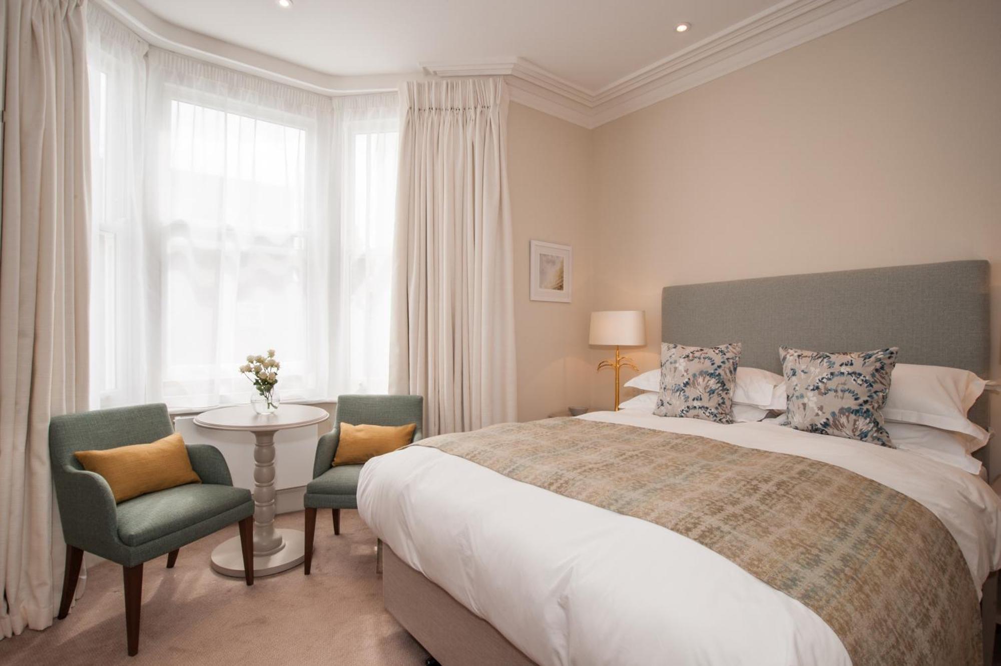 Luxury Double Room,1516374838:JPEG