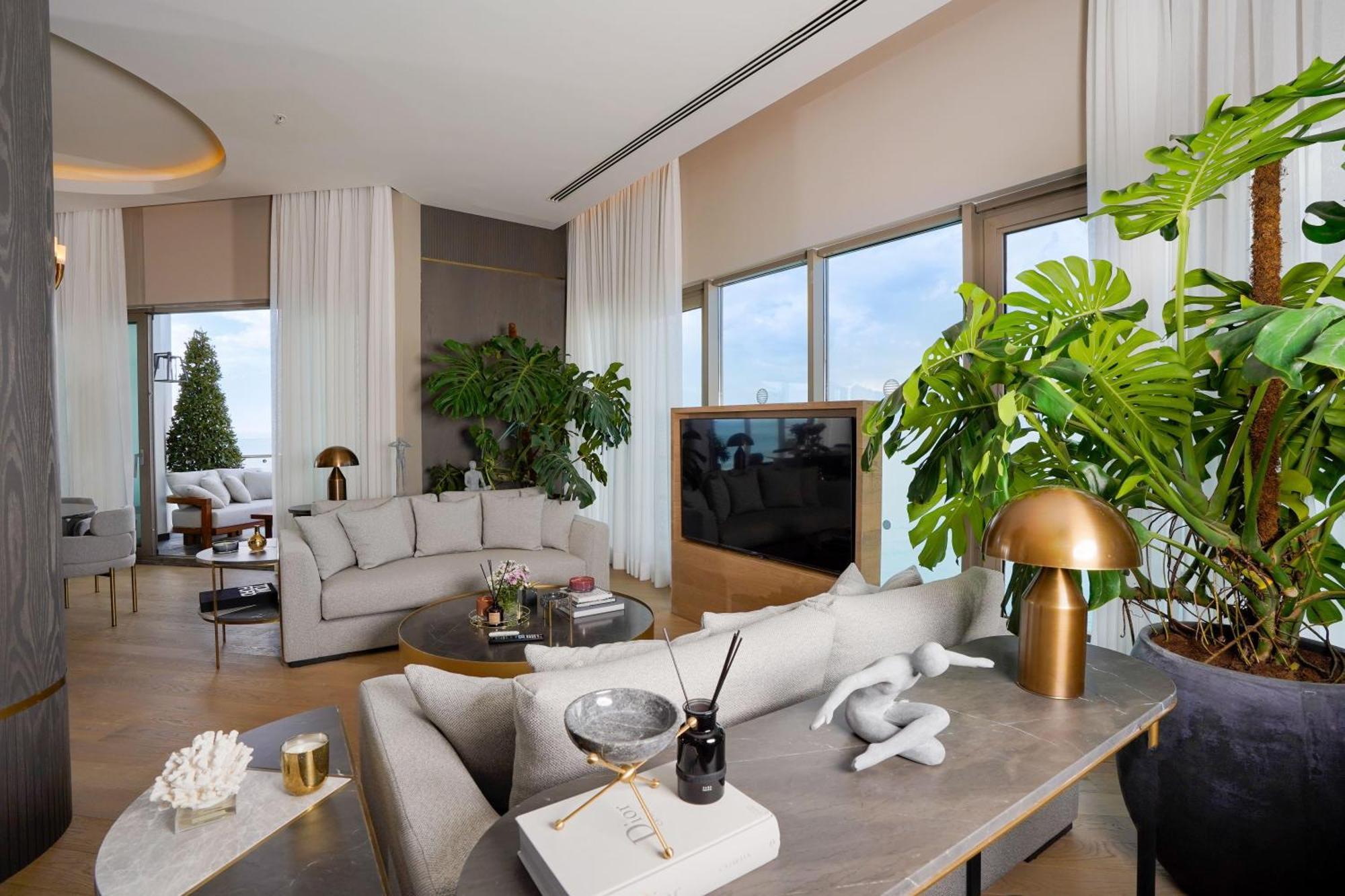 Panorama Suite