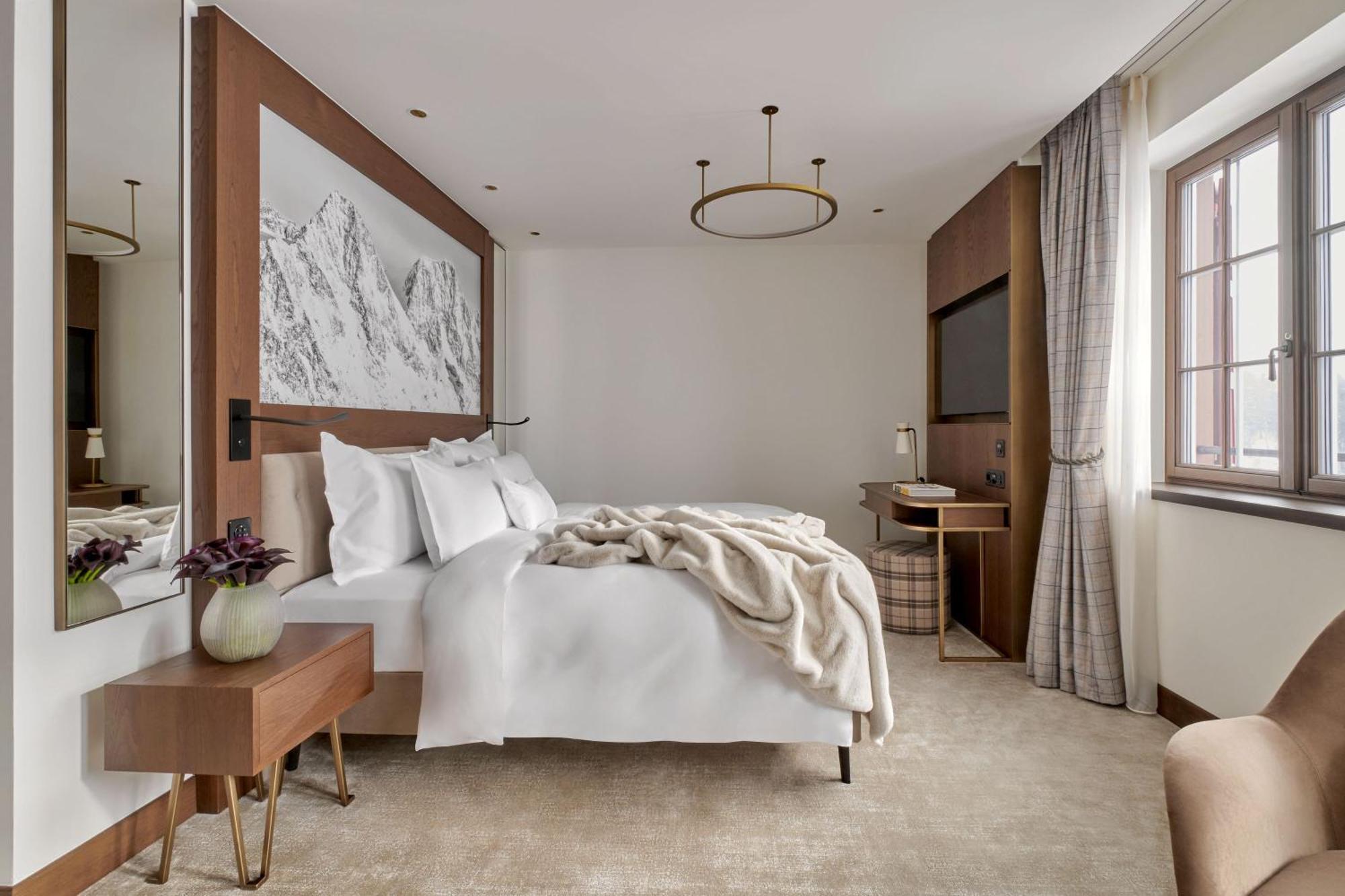 Deluxe Room – historic La Margna Wing,1518730105:JPEG