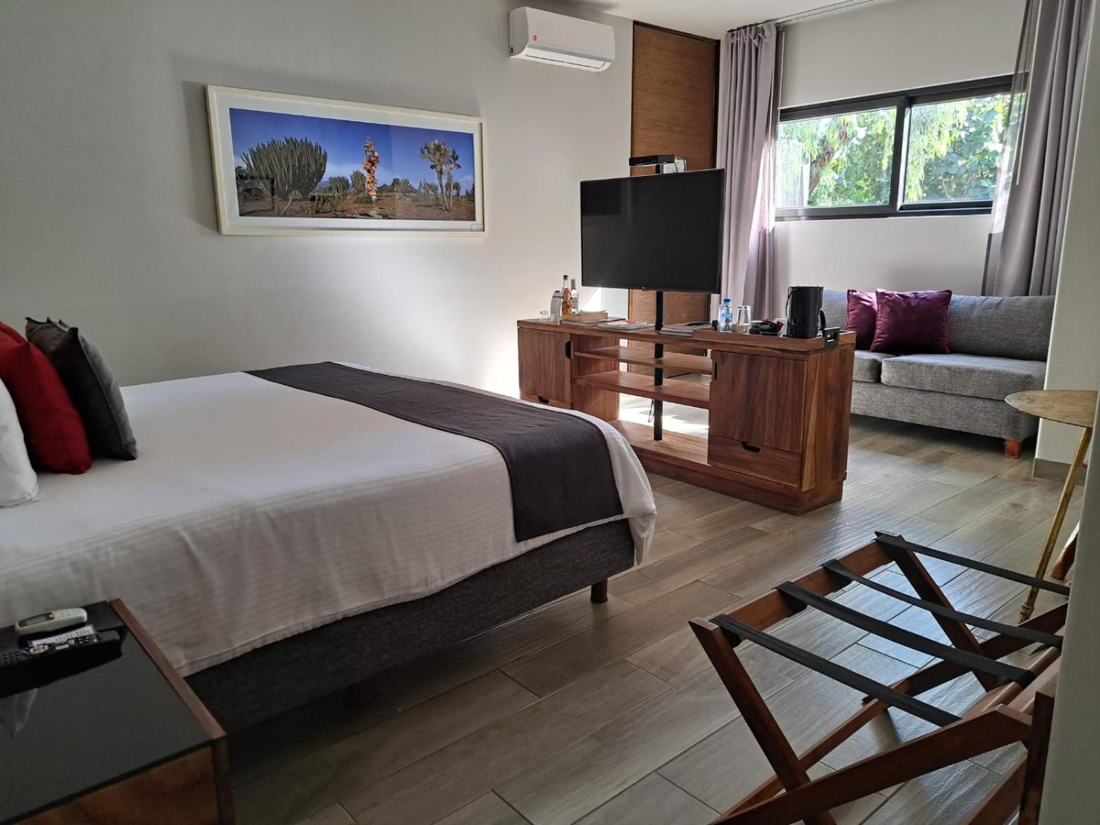 Superior King Room