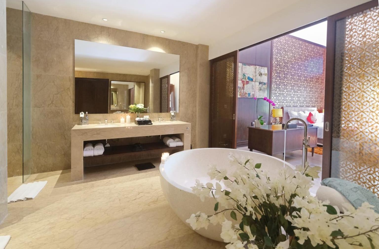 Presidential King Suite with Pool Access,1519707361:JPEG