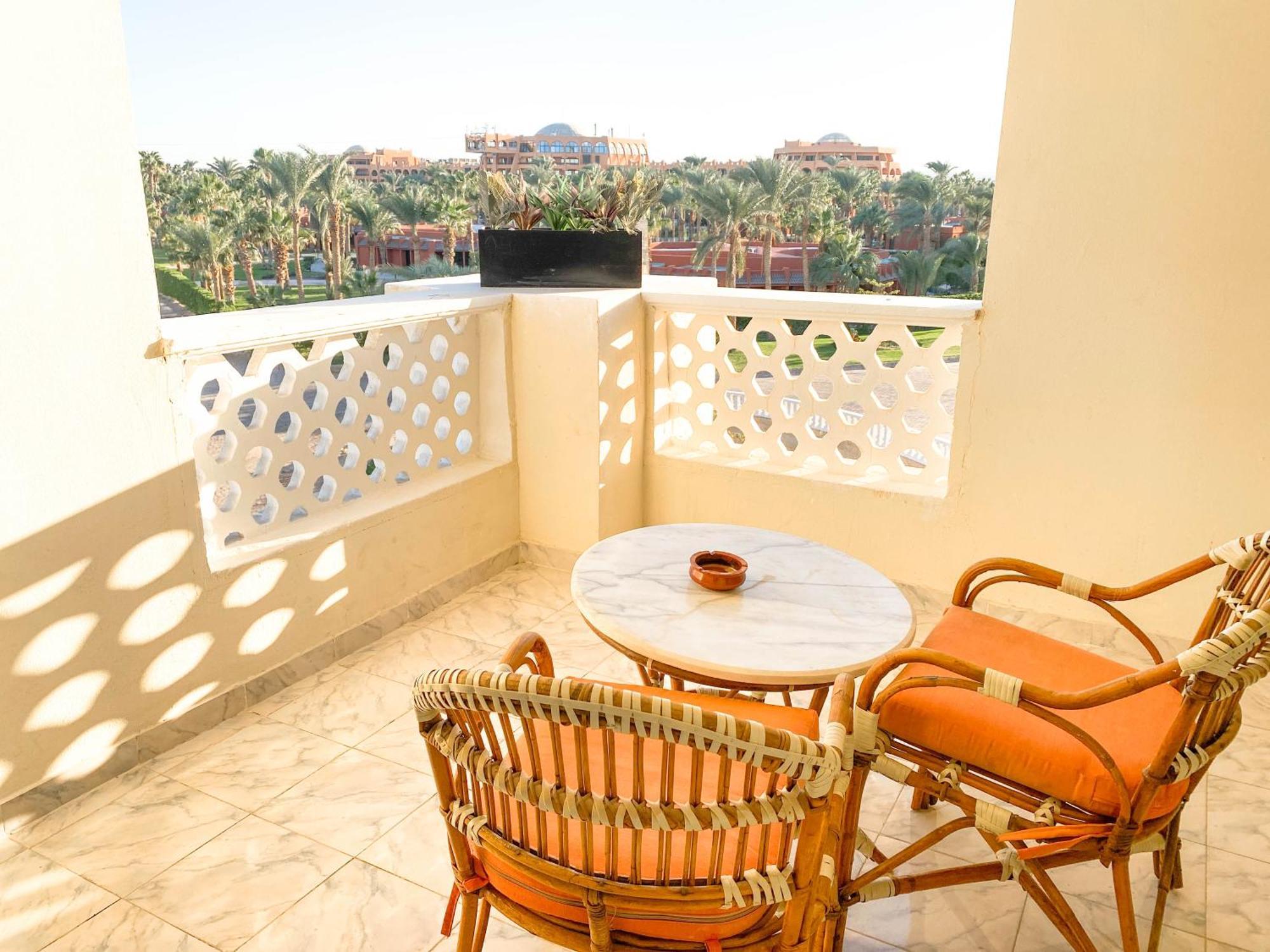 Triple Room with Garden View