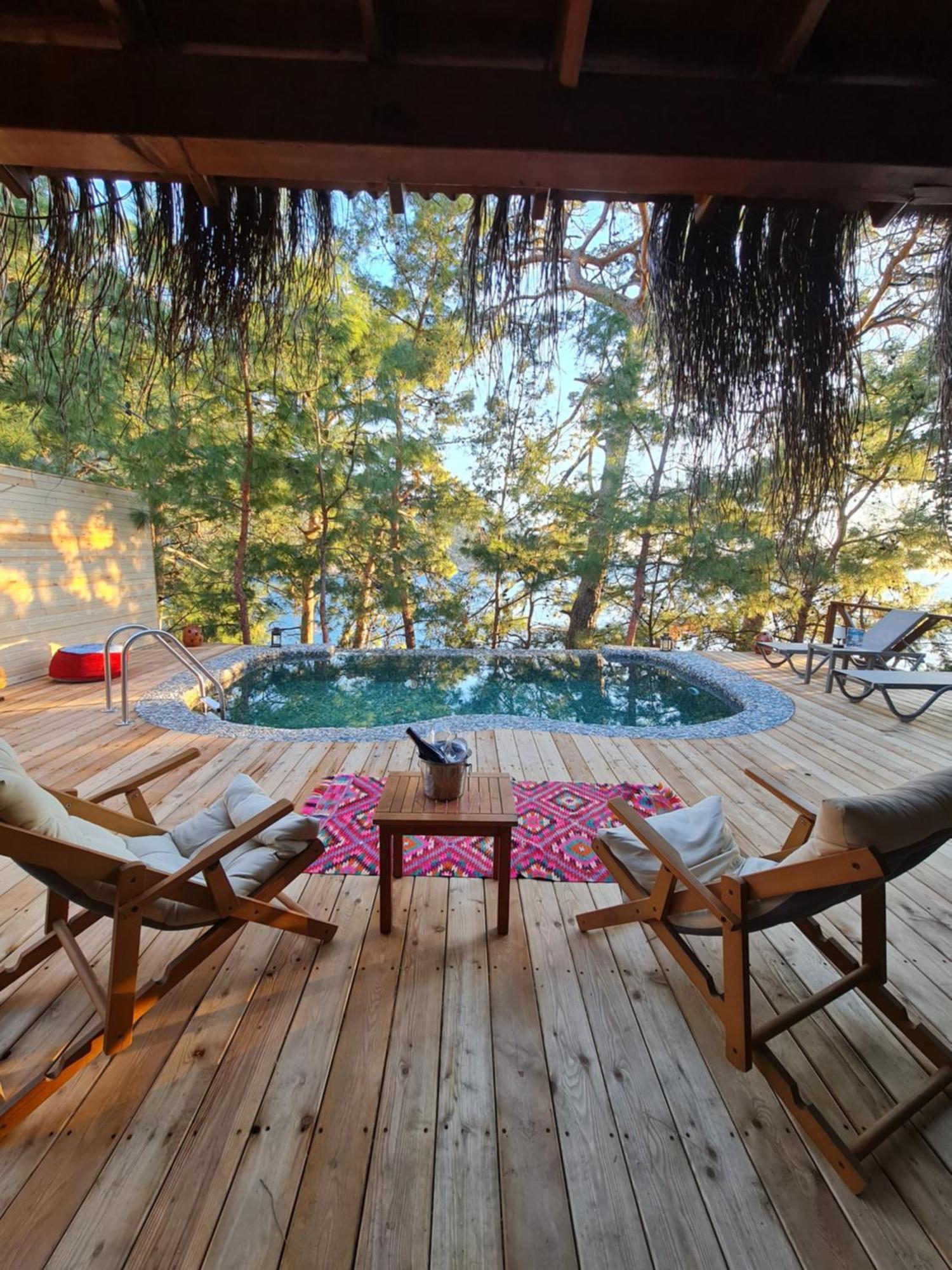 Suite Private Pool