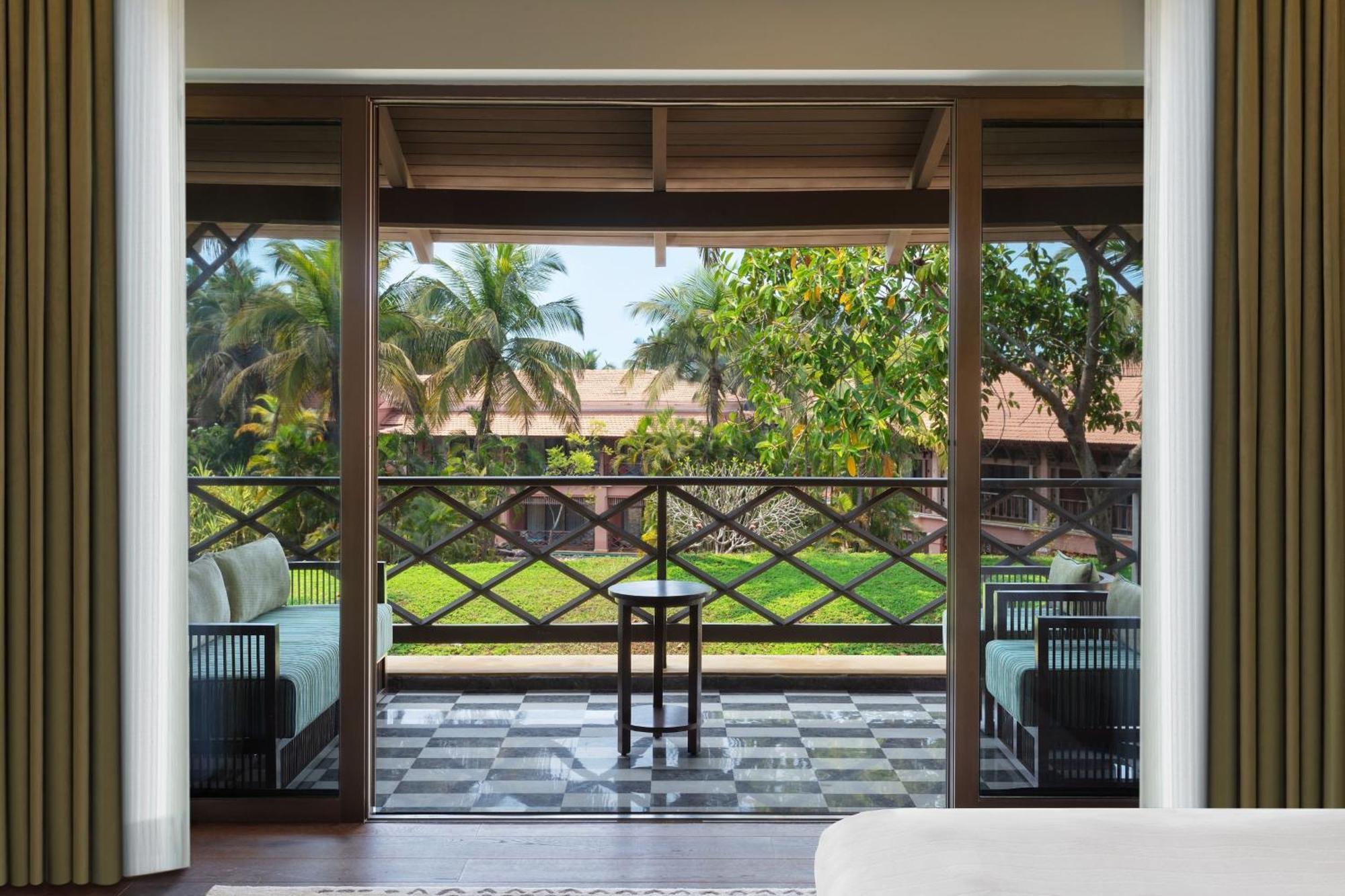 Garden View Premium Guest room 1 King or 2 Twin or Single Beds Facilities access Pool access